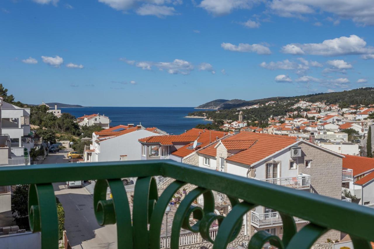 Apartments Marija Bibic Đảo Hvar Ngoại thất bức ảnh