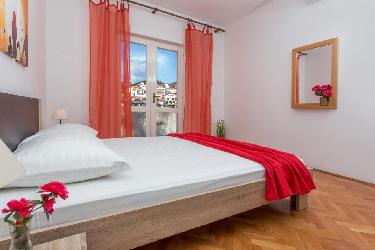 Apartments Marija Bibic Đảo Hvar Ngoại thất bức ảnh
