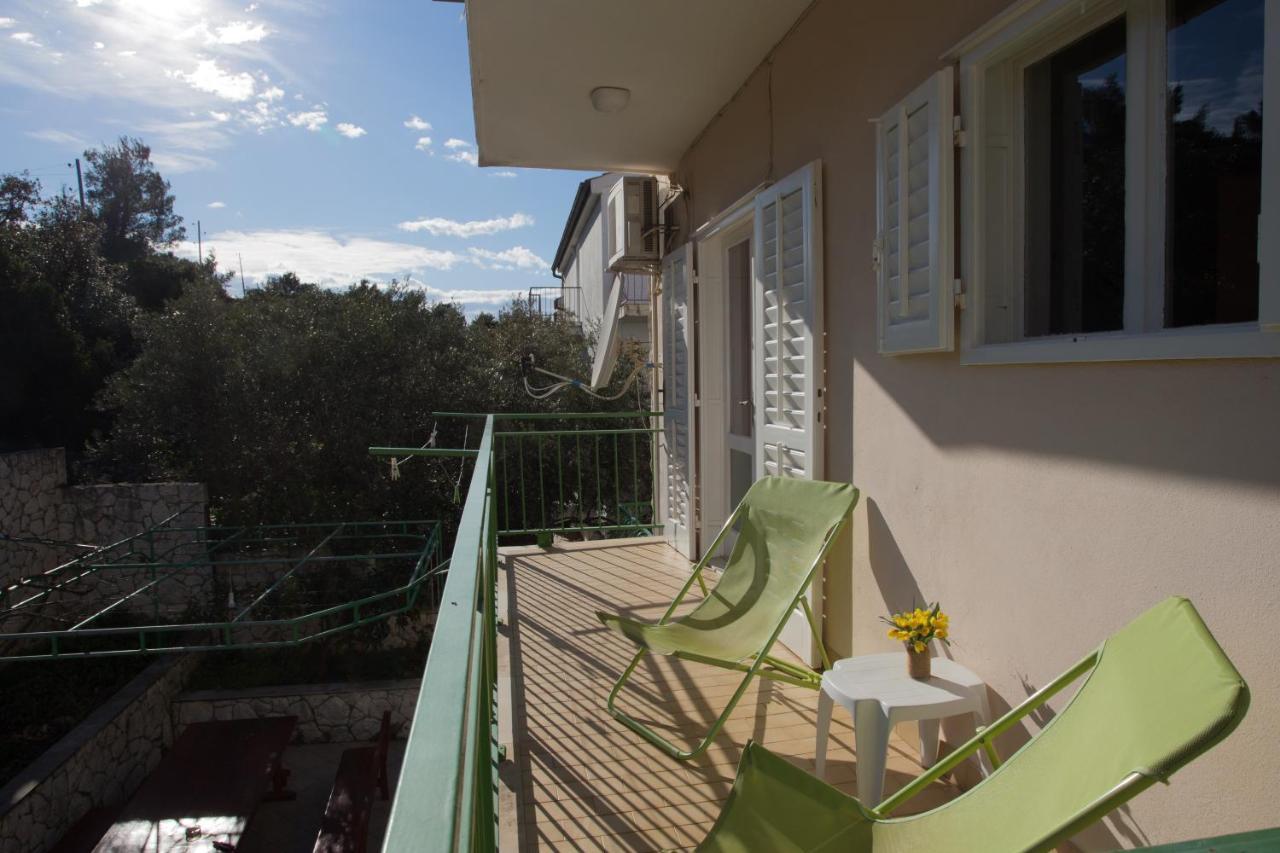 Apartments Marija Bibic Đảo Hvar Ngoại thất bức ảnh