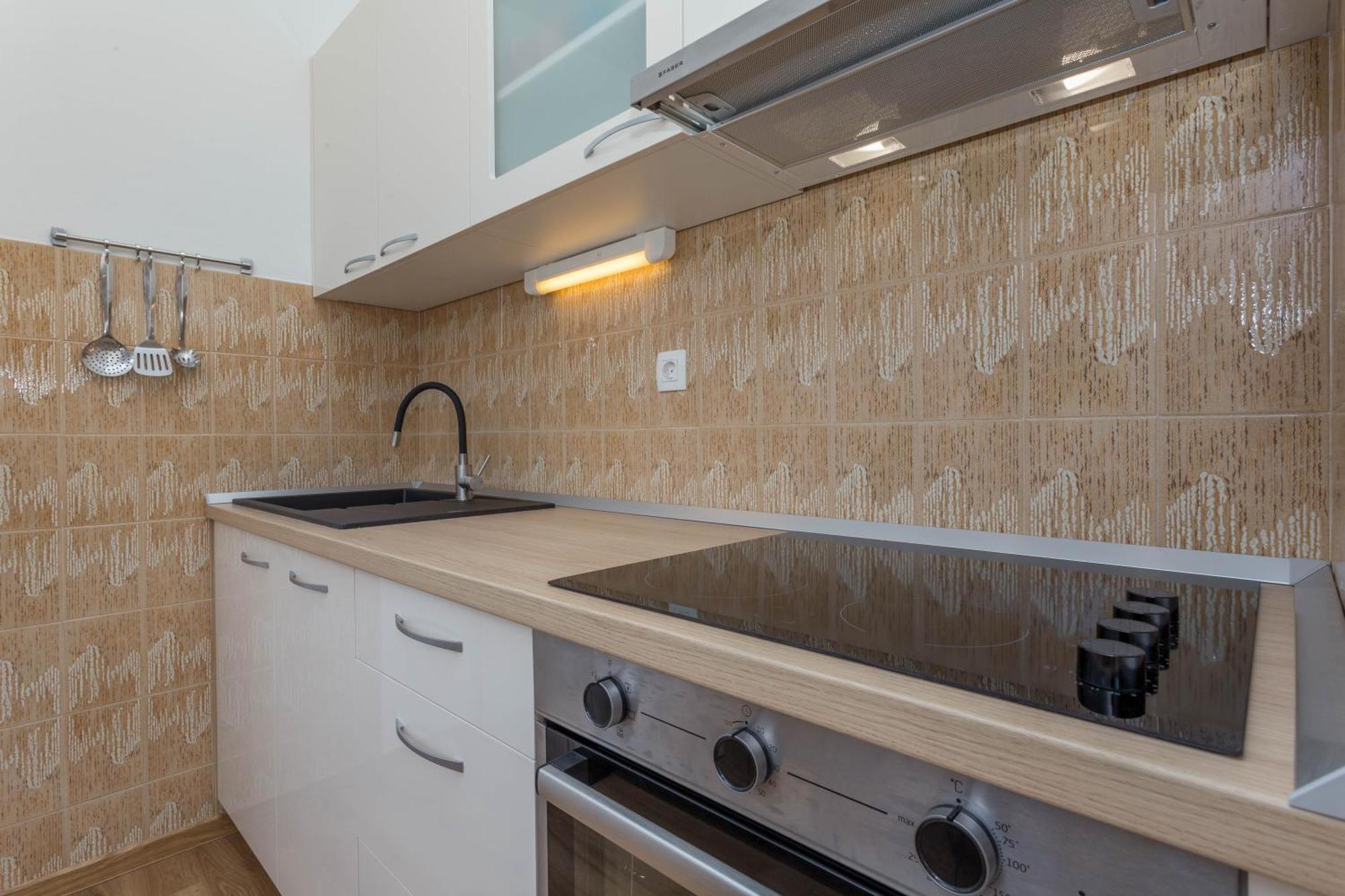 Apartments Marija Bibic Đảo Hvar Ngoại thất bức ảnh